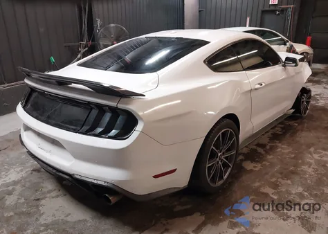 2019 Ford Mustang Ecoboost Premium z USA, uszkodzony, nr VIN 1FA6P8TH2K5188666